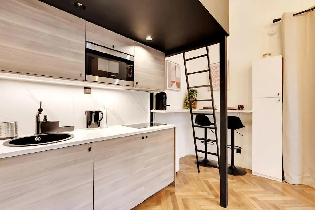 Charming Heart Of Le Marais - Gethosted Apartment Paris